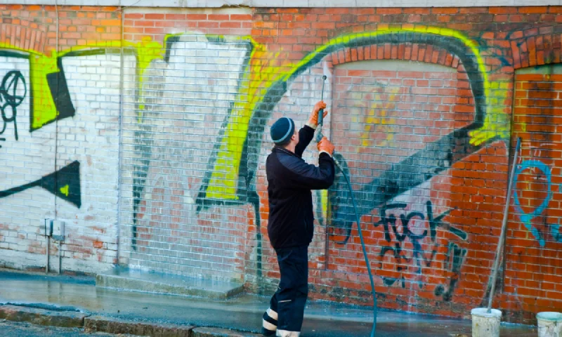 graffiti removal